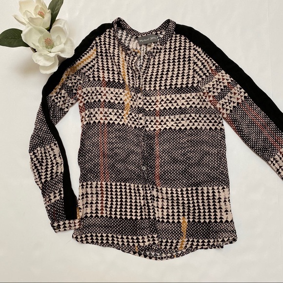 Michael Stars Rib Sleeve Panel Button Blouse, Sz S - Picture 7 of 16